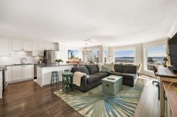 4-15139 Buena Vista Avenue  White Rock, BC V4B 1Y2