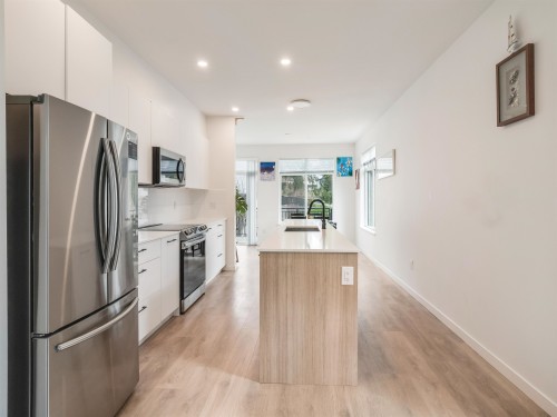 128-15235 Sitka Drive, Surrey, BC 
