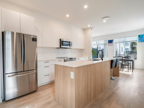 128-15235 Sitka Drive, Surrey, BC 