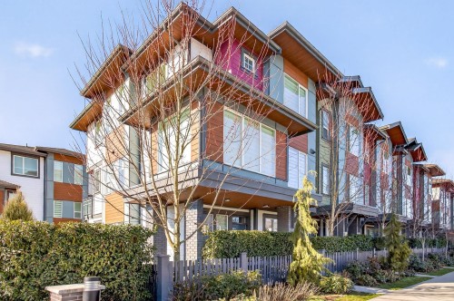 12-20763 76 Avenue  Langley, BC V2Y 3N8