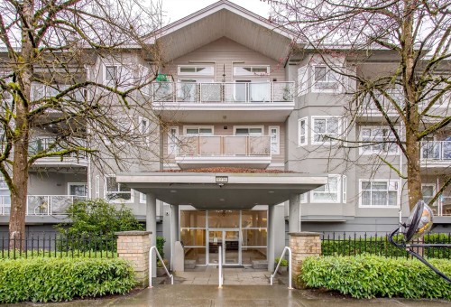 309-8976 208 Street  Langley, BC V1M 2Y8