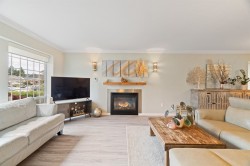 32345 Clinton Avenue Abbotsford, BC V2T 5B3