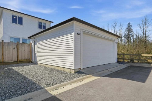19619 75 Avenue, Langley, BC 