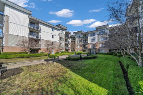 312-5430 201 Street, Langley, BC 