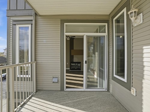 302-5475 201 Street, Langley, BC 
