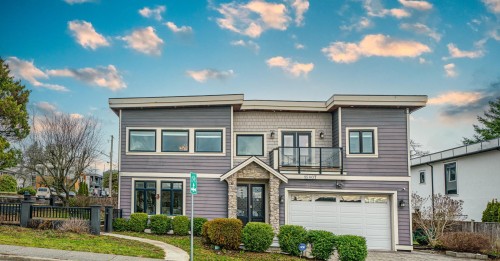 15807 Buena Vista Avenue  White Rock, BC V4B 2A2