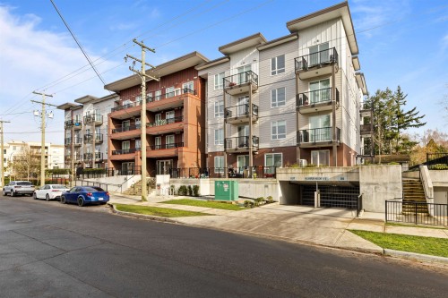 401-5420 208 Street  Langley, BC V3A 2J9