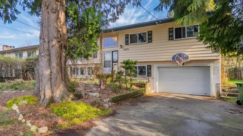 32075 Debreen Crescent, Abbotsford, BC 