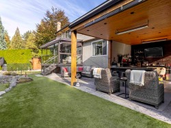 11383 153a Street Surrey, BC V3R 9J2