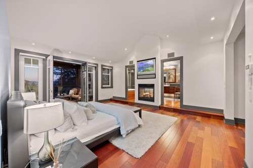 2737 Crescent Drive, Surrey, BC 