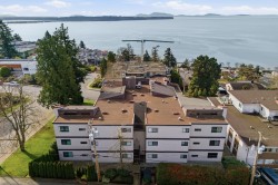 105-15041 Prospect Avenue  White Rock, BC V4B 2B5