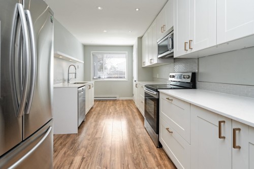 182 Springfield Drive, Langley, BC 