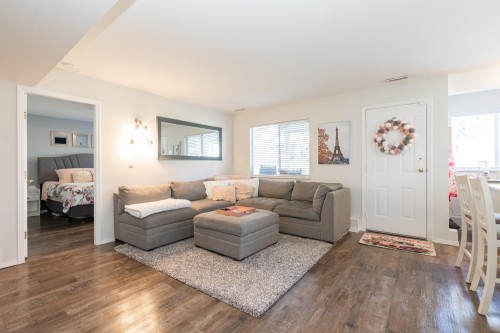 15991 80 Avenue, Surrey, BC 