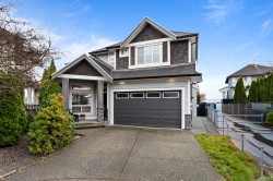 15072 61b Avenue Surrey, BC V3S 5L7