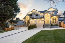 101-18171 59 Avenue Surrey, BC V3S 5R8