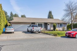 2046 Majestic Crescent Abbotsford, BC V2T 3G1
