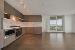 4508-13696 100 Avenue Surrey, BC V3T 0L5