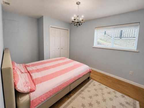 14748 Upper Roper Avenue, White Rock, BC - Indoor Photo Showing Bedroom