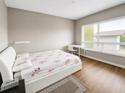 14748 Upper Roper Avenue, White Rock, BC - Indoor Photo Showing Bedroom