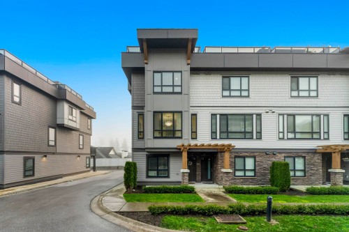 14-19670 55a Avenue  Langley, BC V3A 0M1