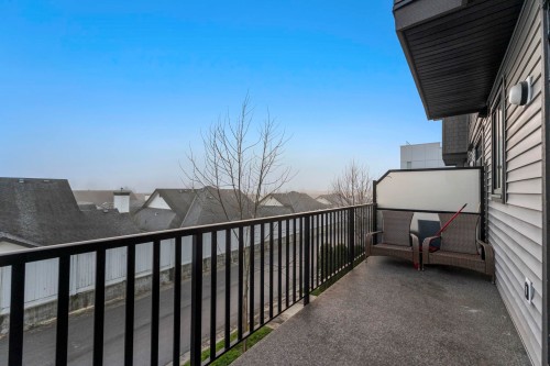 14-19670 55A Avenue, Langley, BC 
