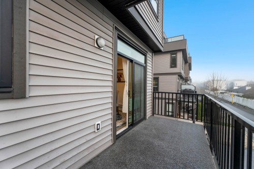 14-19670 55A Avenue, Langley, BC 