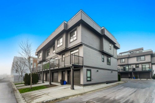 14-19670 55A Avenue, Langley, BC 