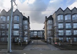 310-20200 56 Avenue  Langley, BC V3A 8S1