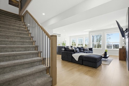 34008 Barker Court, Mission, BC 