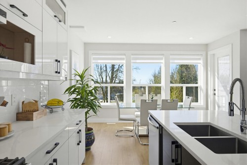 34008 Barker Court, Mission, BC 