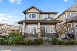 20394 82b Avenue Langley, BC V2Y 0S2