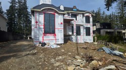 2543 141 Street Surrey, BC V4P 2E5