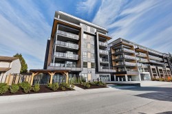 A404-7738 119a Street Delta, BC V4C 0E9