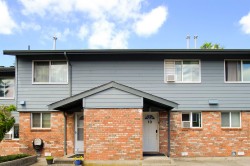 10-10736 Guildford Drive Surrey, BC V3R 1W6