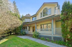 17968 68 Avenue Surrey, BC V3S 8C3