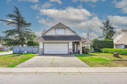 19798 34a Avenue Langley, BC V3A 7W6