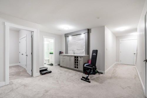 12-17033 Fraser Highway, Surrey, BC 