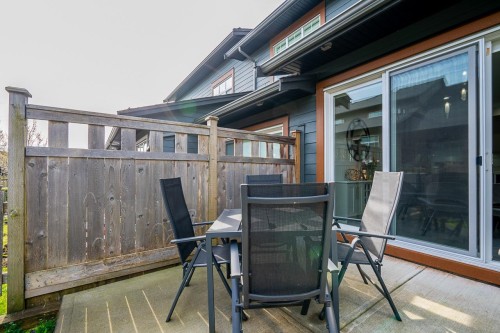 12-17033 Fraser Highway, Surrey, BC 