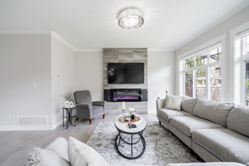 12-17033 Fraser Highway, Surrey, BC 