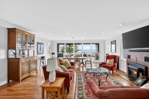 1279 Everall Street, White Rock, BC 