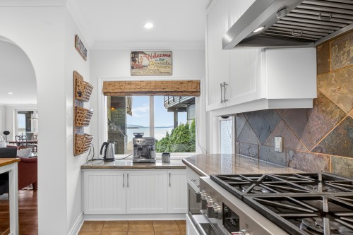 1279 Everall Street, White Rock, BC 