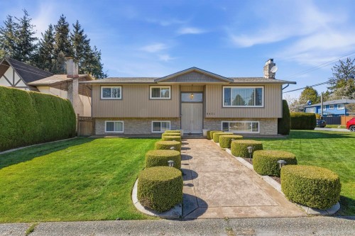 8431 118a Street  Delta, BC V4C 6K7