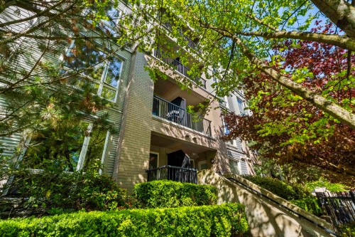 203-13321 102A Avenue, Surrey, BC 