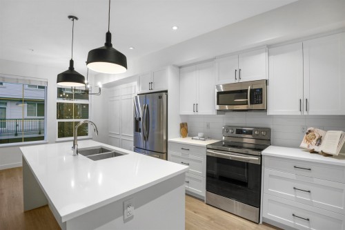 73-8371 202B Street, Langley, BC 