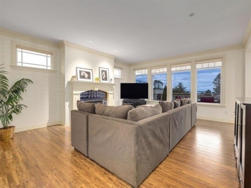 14008 Marine Drive, White Rock, BC 