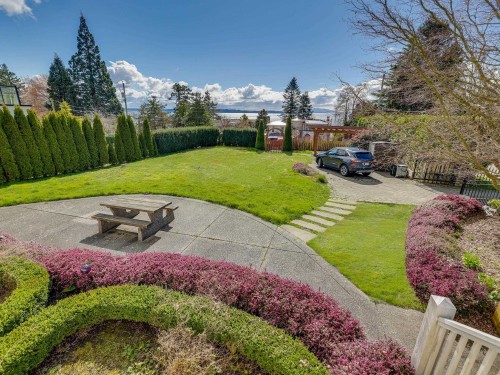 14008 Marine Drive, White Rock, BC 