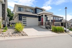 36-4127 Old Clayburn Road Abbotsford, BC V3G 1L5