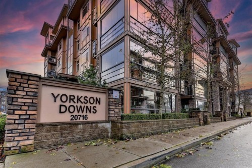 B627-20716 Willoughby Town Center Drive  Langley, BC V2Y 3J8