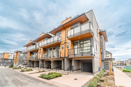 108-30530 Cardinal Avenue  Abbotsford, BC N0N 0N0