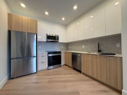 622-20769 Fraser Highway Langley, BC V3A 4S9